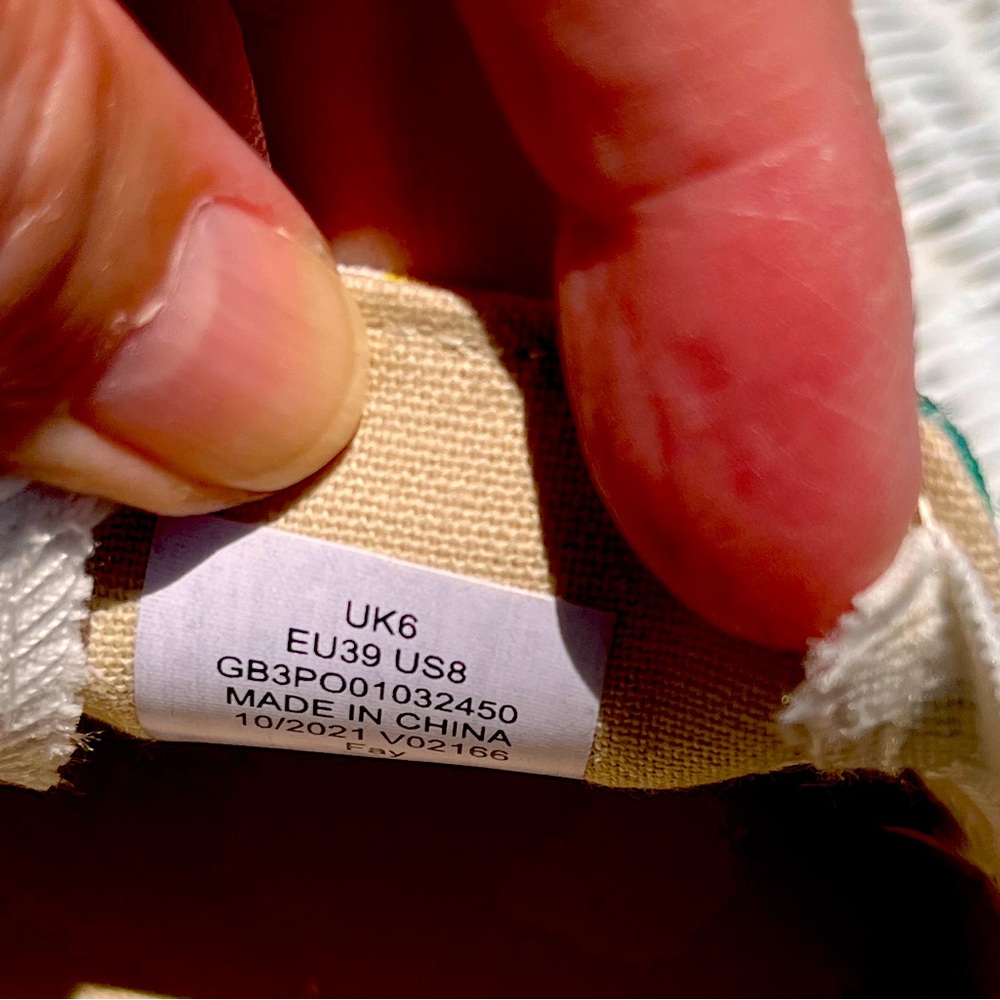 Steppin’ Pretty!  JOULES (NWT, Size 8) “Fay” White Floral Slip-on Sneakers - Picture 6 of 7